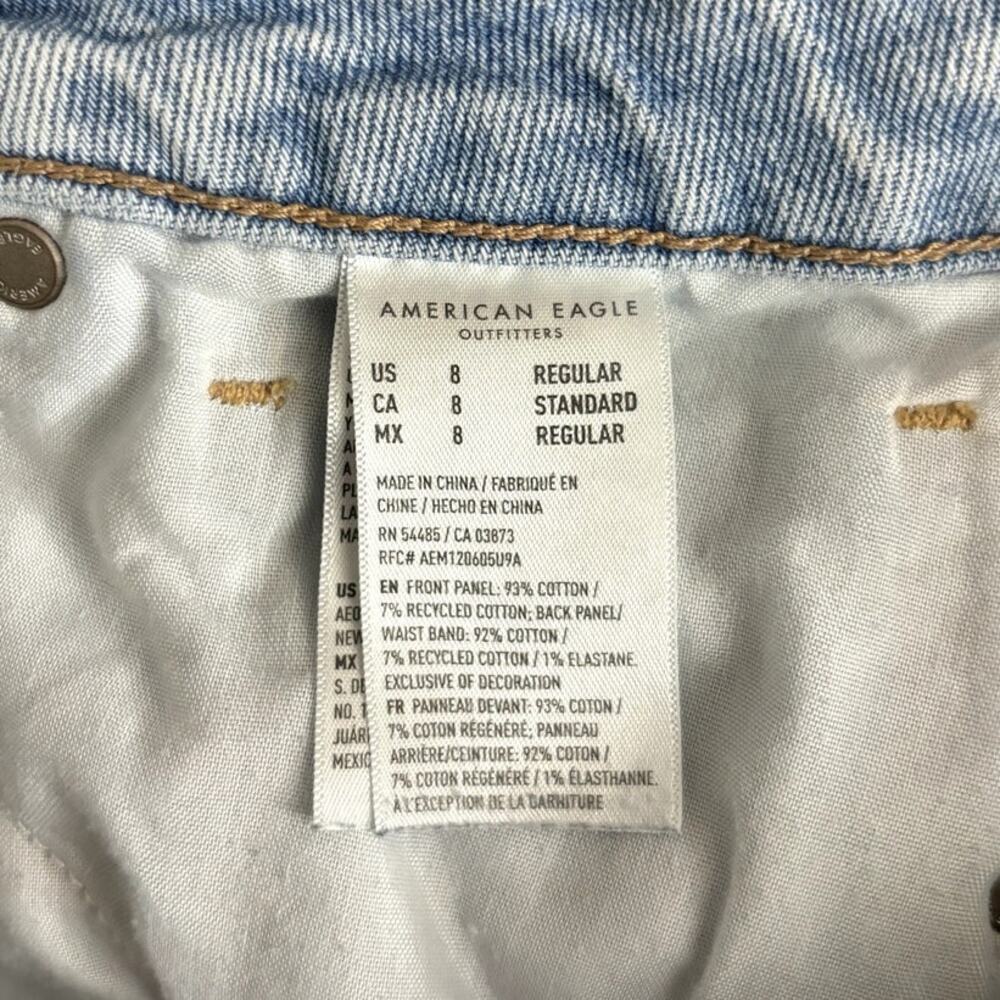 American Eagle Strigid Mom Jeans Light Wash Size 8 Soft Grunge Tumblr Girl - Picture 5 of 7